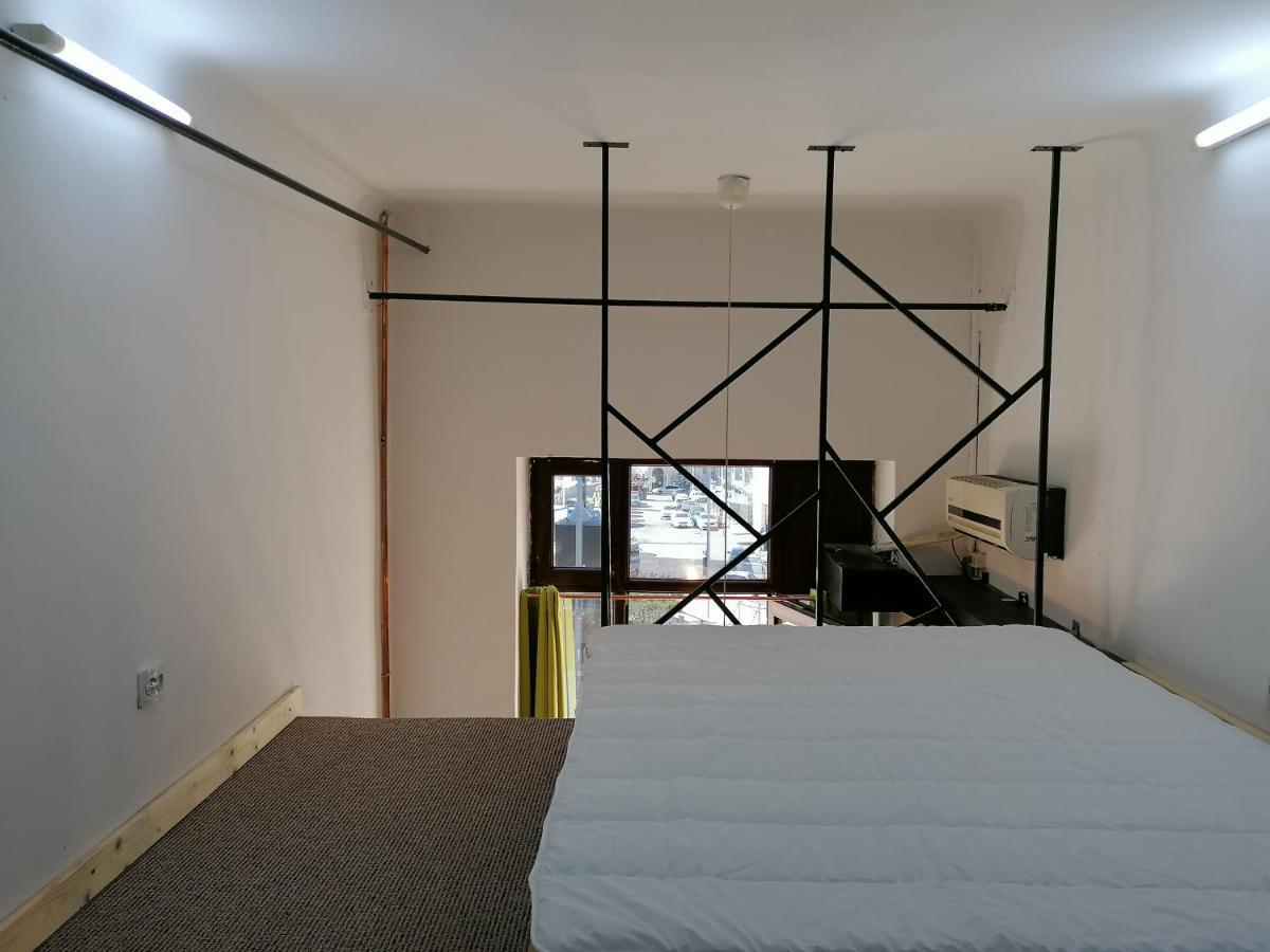Studio54 Boekarest Buitenkant foto